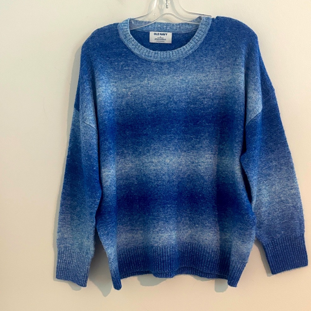 Old Navy Women’s Size M Oversized Blue Ombre Sweater
